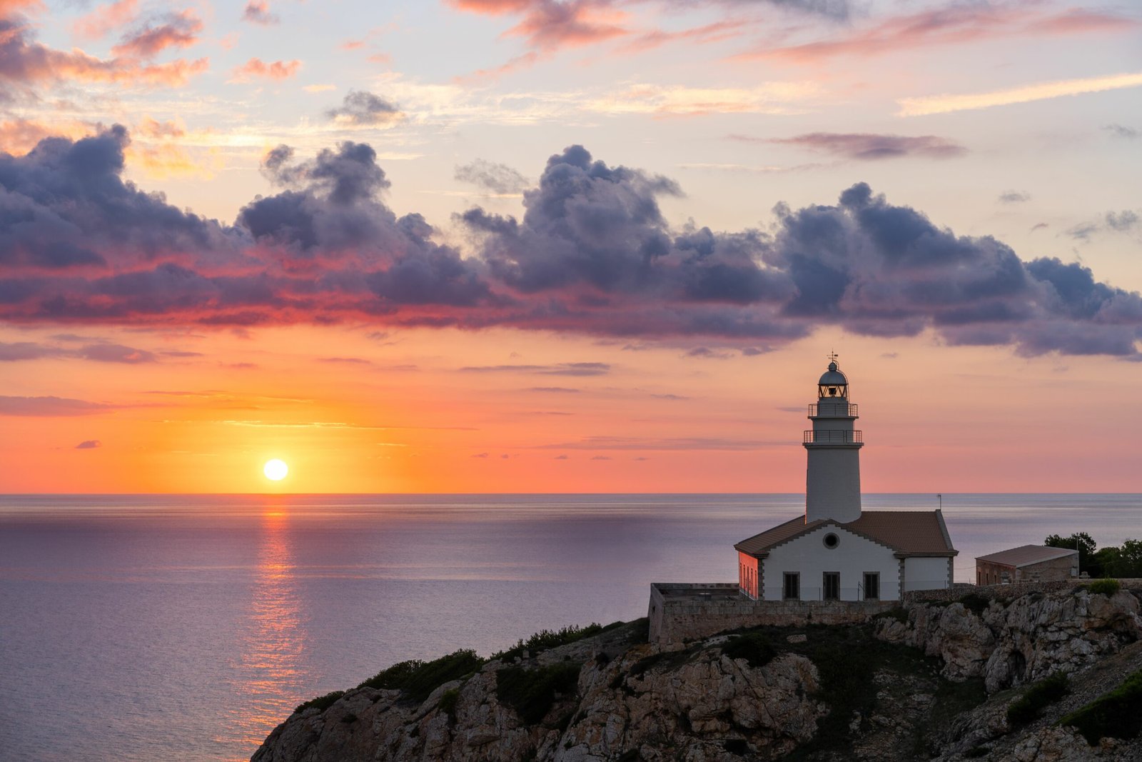 Cala Mesquida, family tourism in a natural setting 2 Capdepera Lighthouse