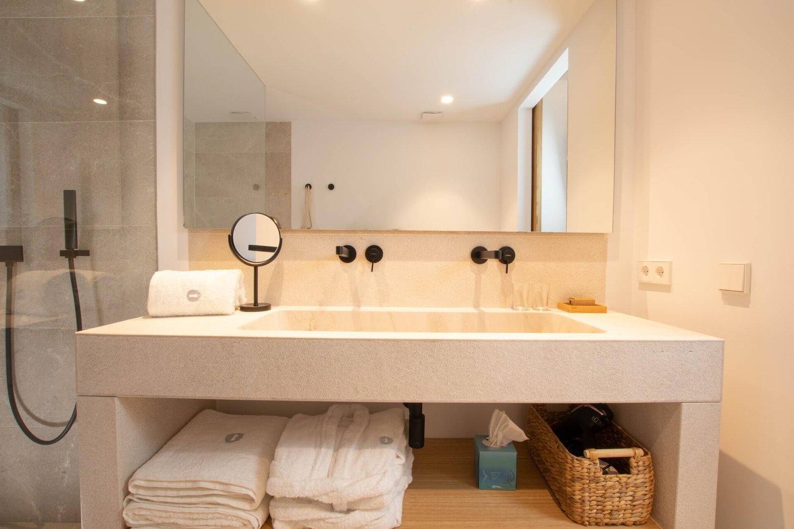 Double room with views of the randa valley 12 Habitacion doble vistas Randa b 8
