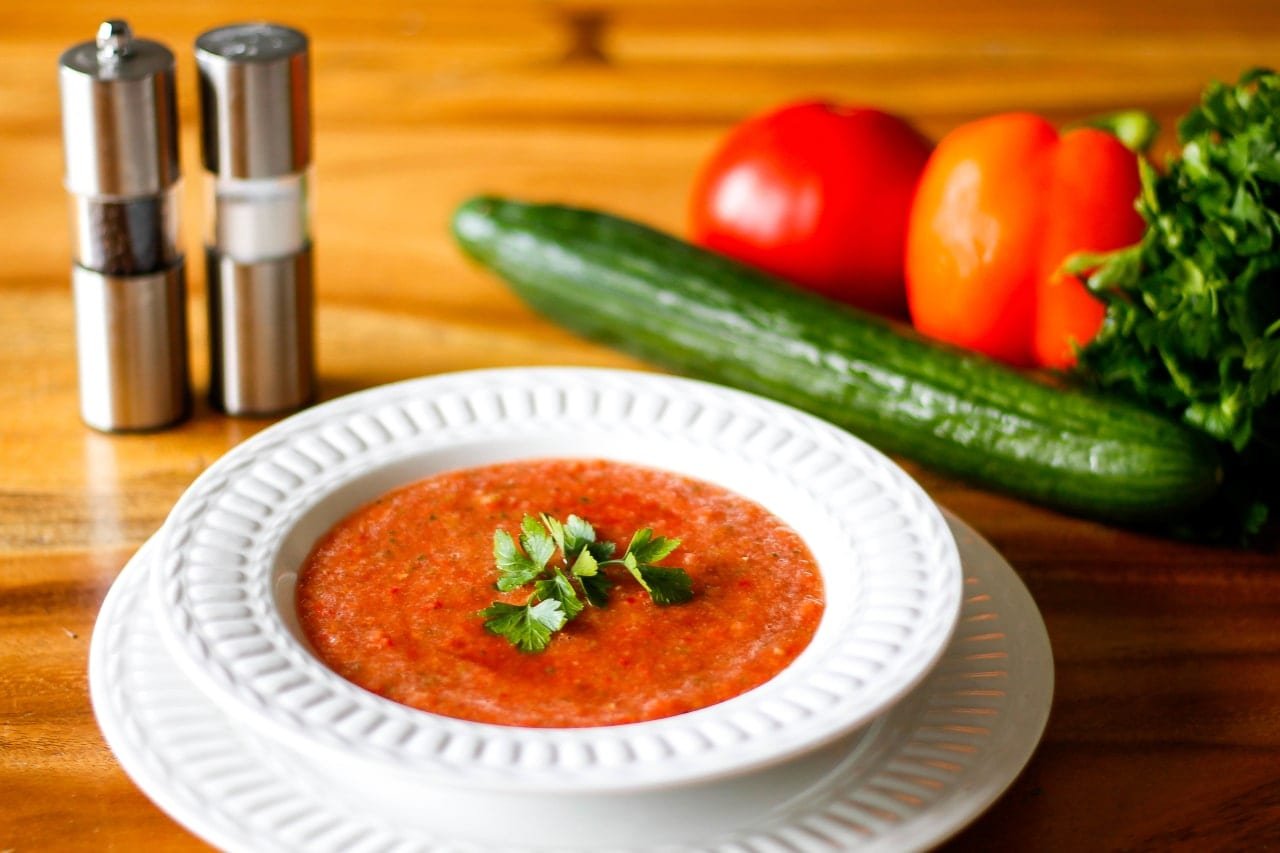 7 healthy snack ideas with extra virgin olive oil 2 Andalusian gazpacho recipe