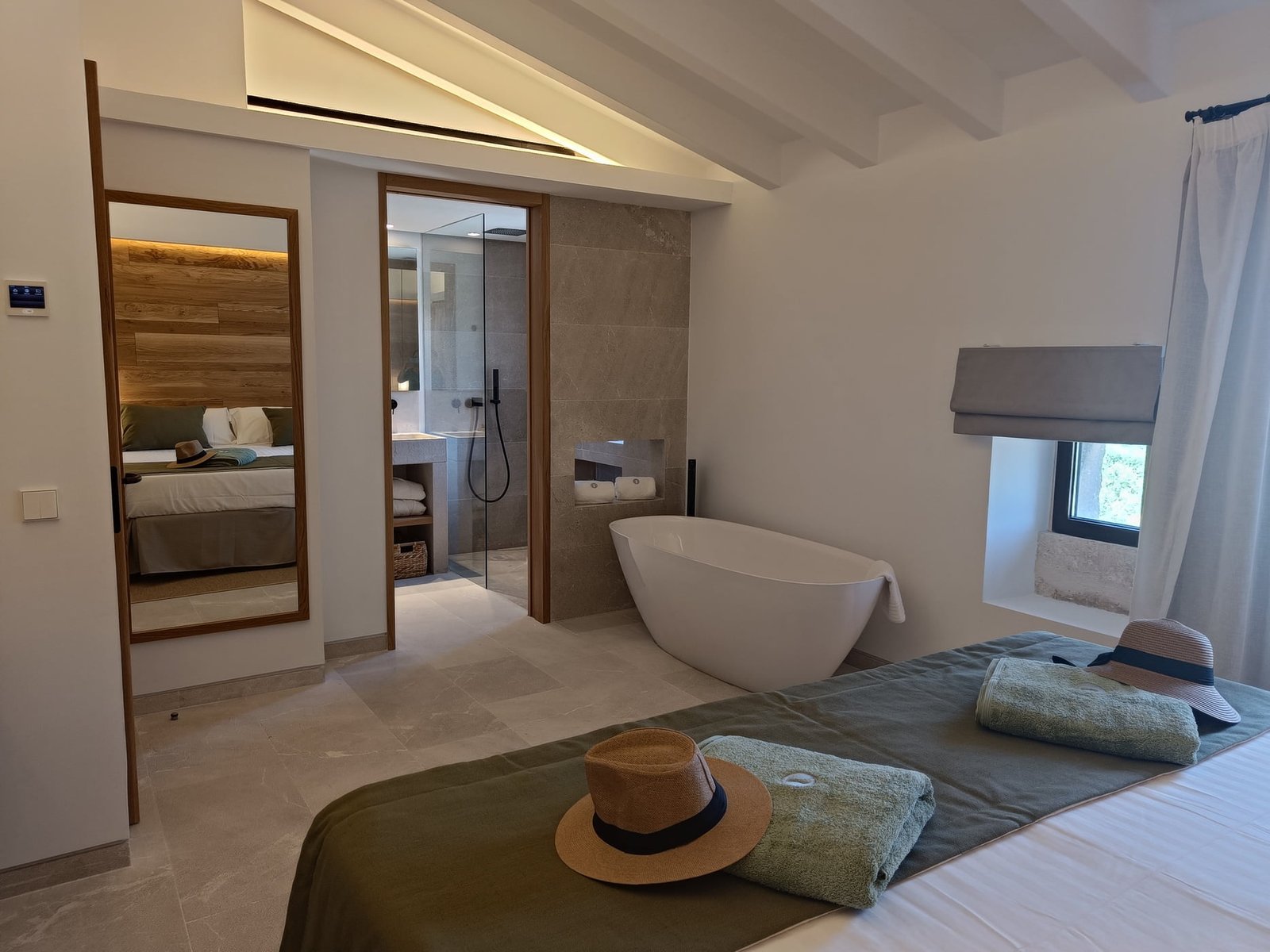 Suite overlooking the olive grove 9 Suite Vistas Olivar 04