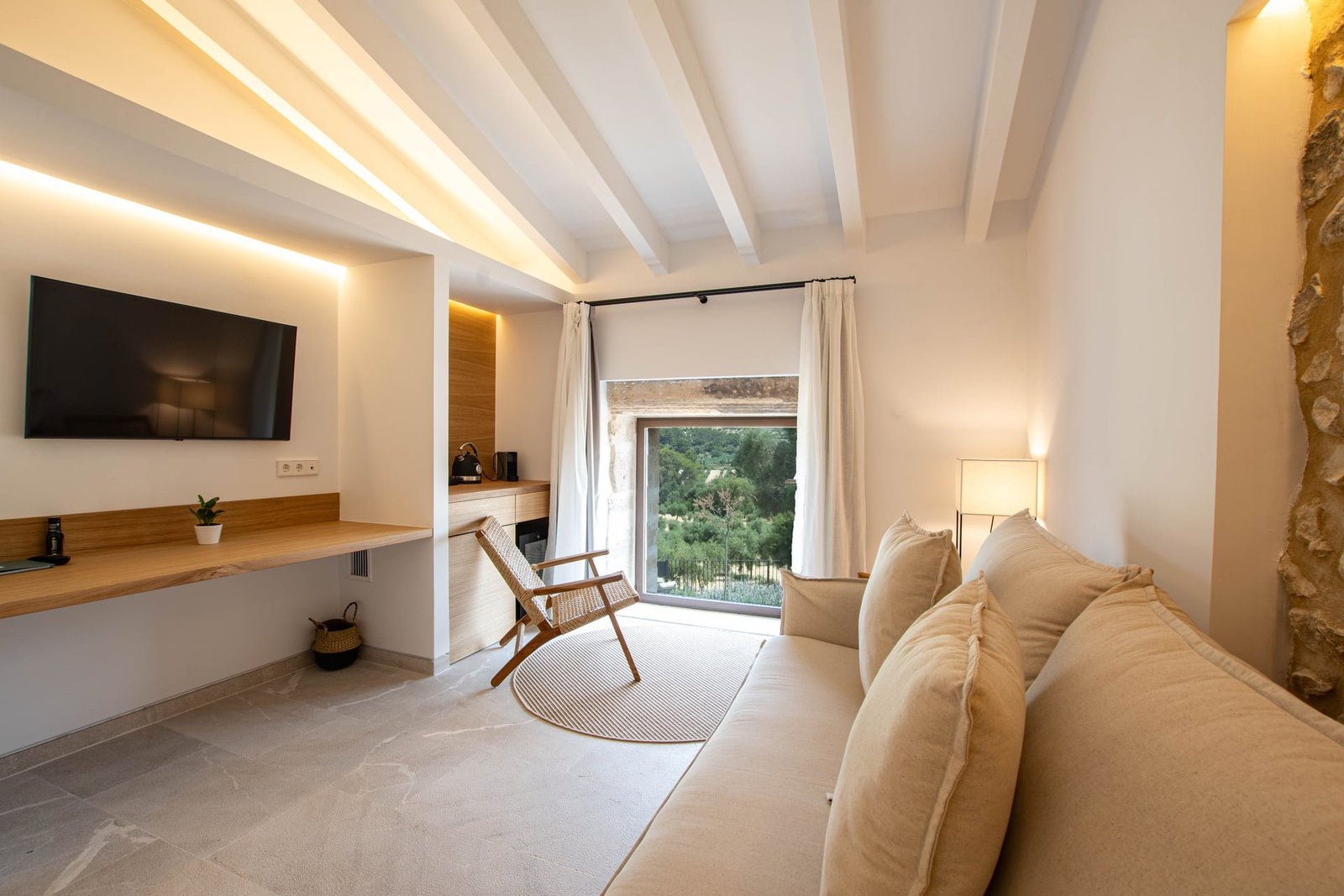 Suite overlooking Randa-tal 13 Suite Vistas Randa 09