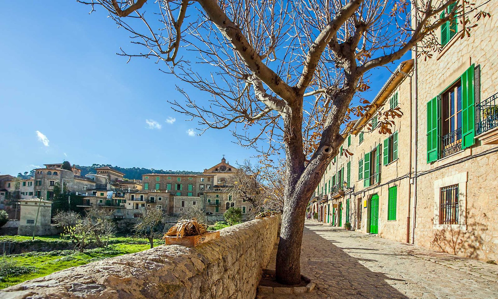 Descubriendo la magia de Mallorca en diciembre 2 Valldemossa, Mallorca, en diciembre