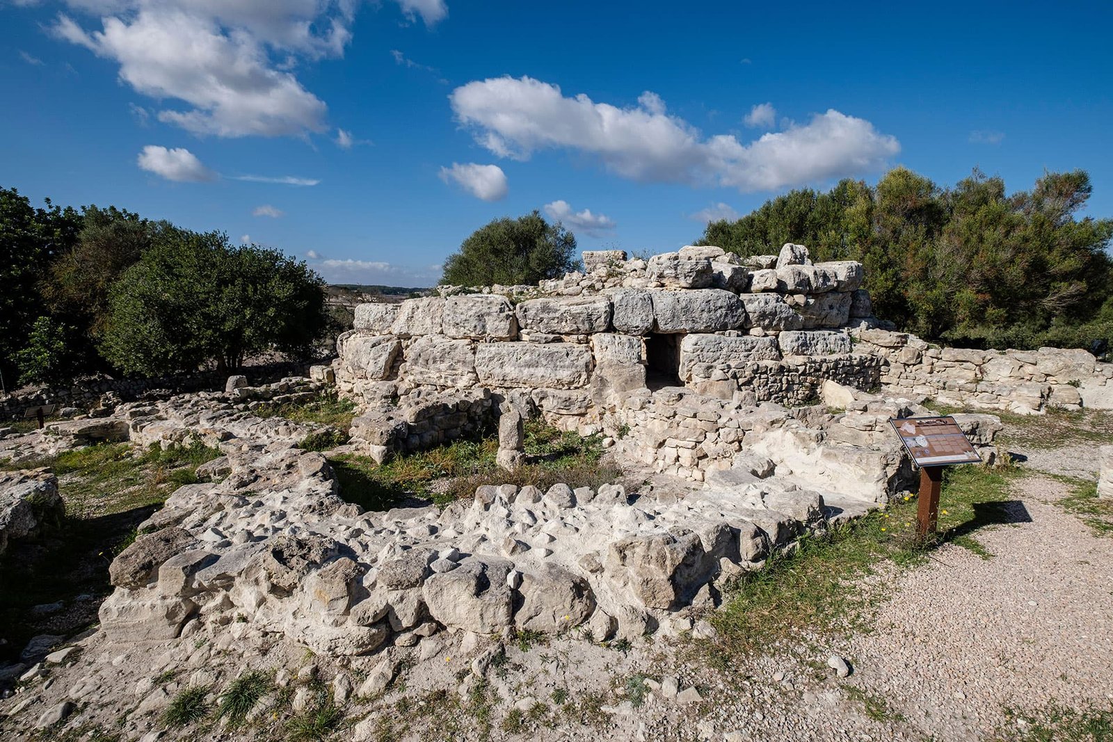 Montuiri, la Mallorca tranquila 3 Yacimiento de Son Fornés, Montuiri, Mallorca