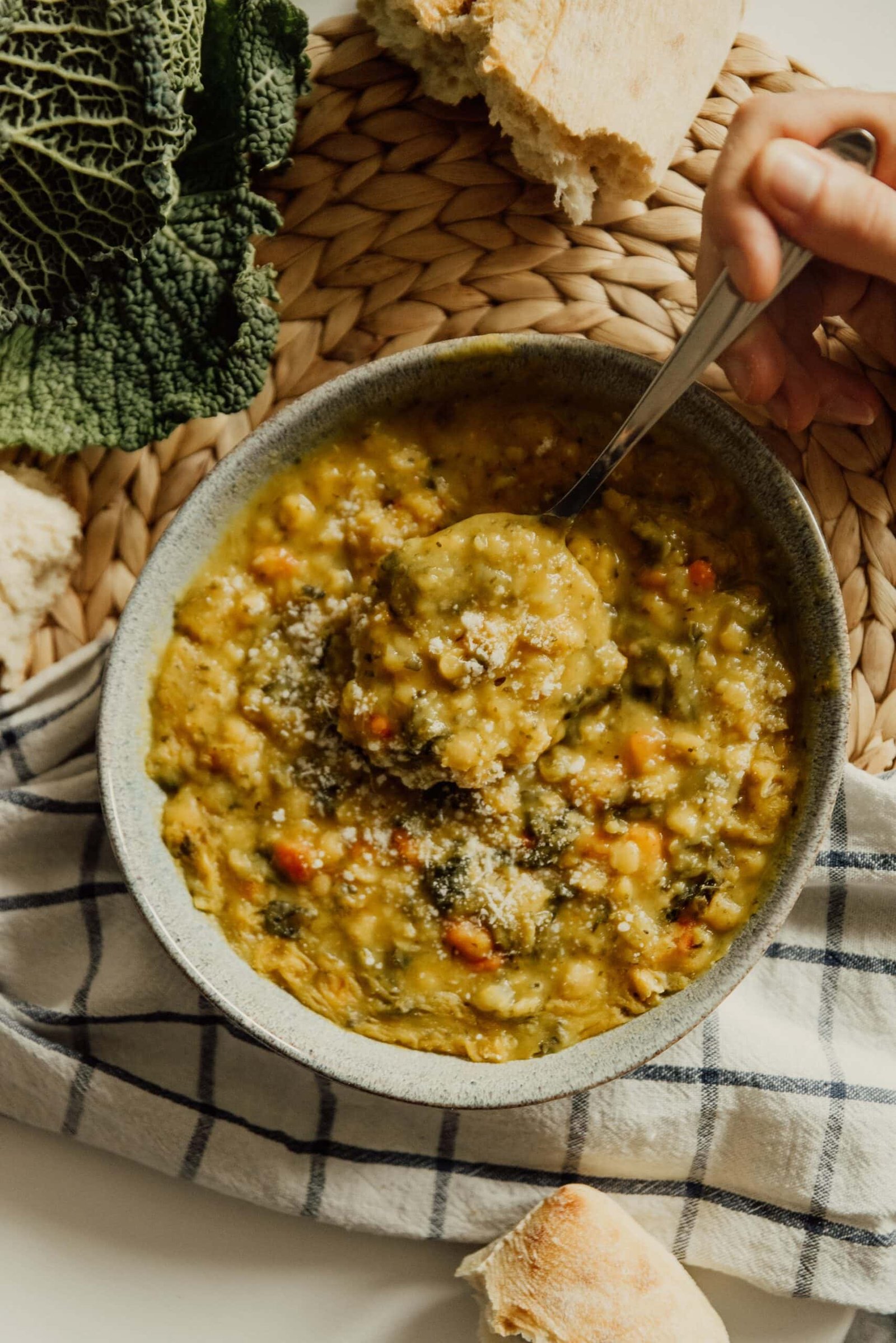 Recipes 6 Red lentil curry with extra virgin olive oil