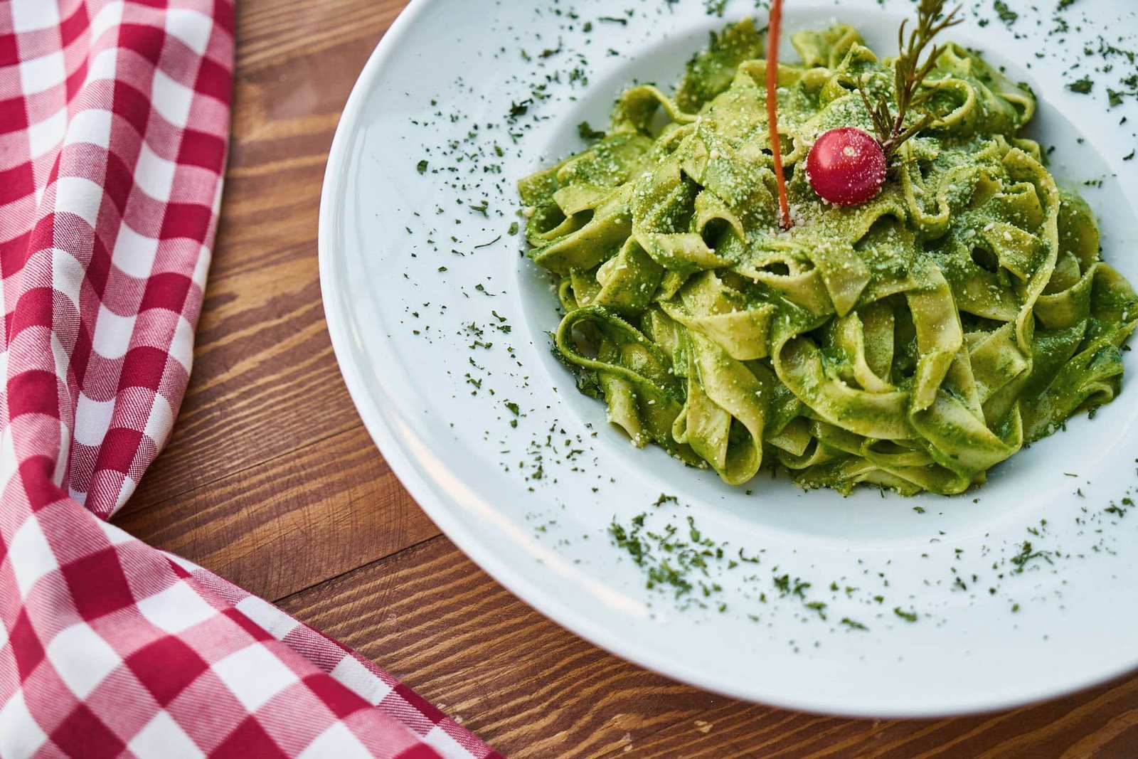Recipes 7 Vegan Avocado Pesto Pasta